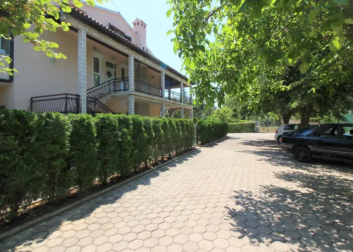 아파트 Lorena With Pool *