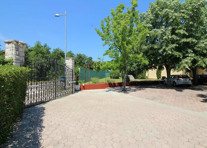 Lorena With Pool 포레치