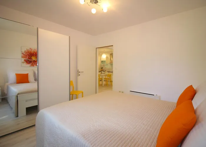 아파트 Lorena With Pool *