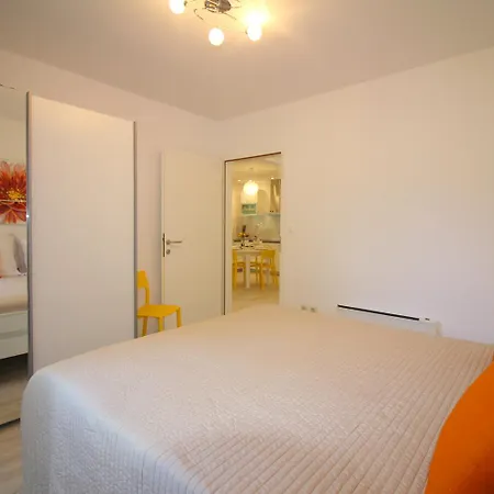 Apartment Lorena With Pool *